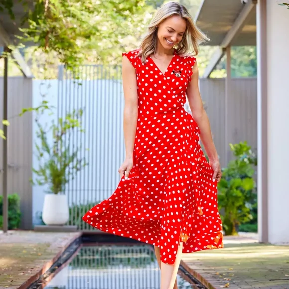 🆕️ Minnie Mouse Polka Dot Dress - Picture 3 of 15